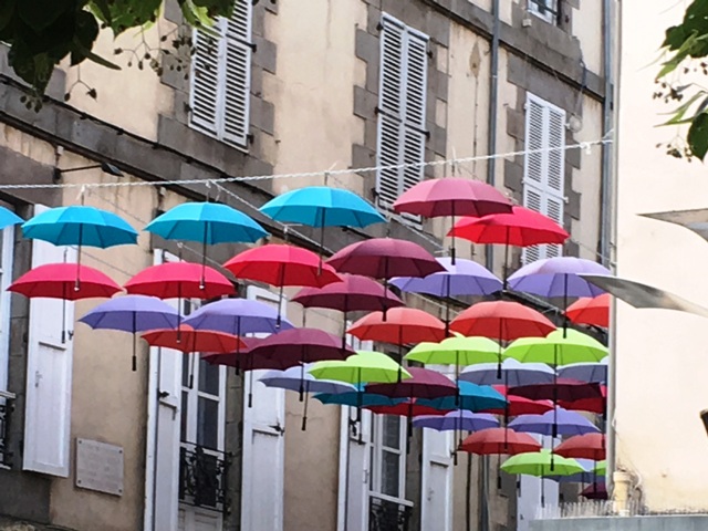 Aurillac parapluies 08 2019 m